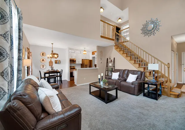 4th image of 8112 Victoria Pl, Crown Point, IN 46307 | MLS# 840469