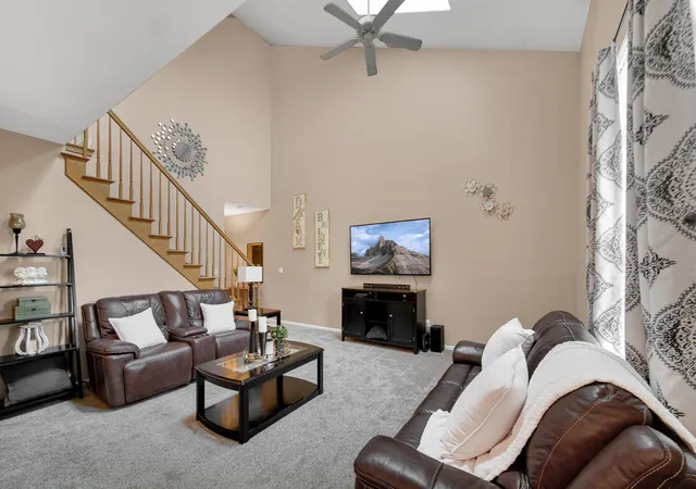 5th image of 8112 Victoria Pl, Crown Point, IN 46307 | MLS# 840469