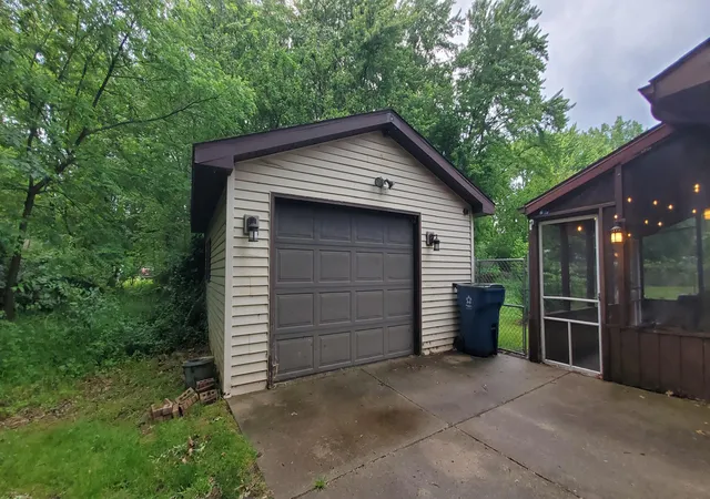Photo 3 of Single family home for sale at 704 S 22nd Street, Chesterton, IN 46304 | MLS# 840255 | Listing updated on 2026-09-08