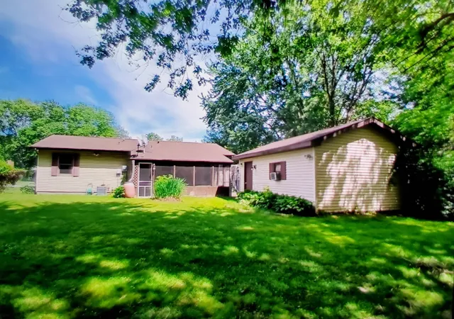Photo 2 of Single family home for sale at 704 S 22nd Street, Chesterton, IN 46304 | MLS# 840255 | Listing updated on 2026-09-08