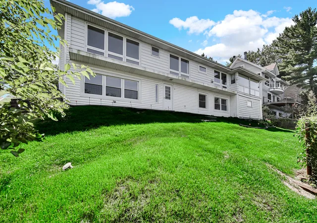 Photo 4 of Single family home for sale at 12 Skyline Dr, Portage, IN 46368 | MLS# 844395 | Listing updated on 2026-09-15