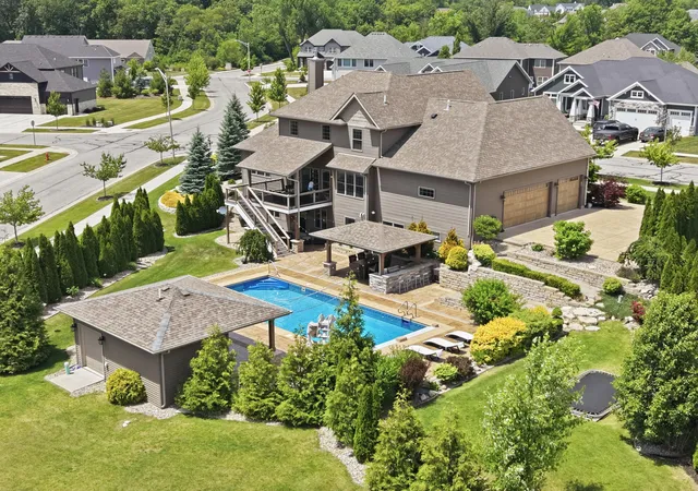 3rd image of 863 Sylvia Ln, Crown Point, IN 46307 | MLS# 840783