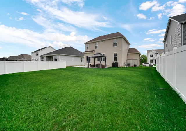 Homes for sale in Winfield, IN | 11452 Clyde Dr, Winfield, IN 46307 | MLS# 840501