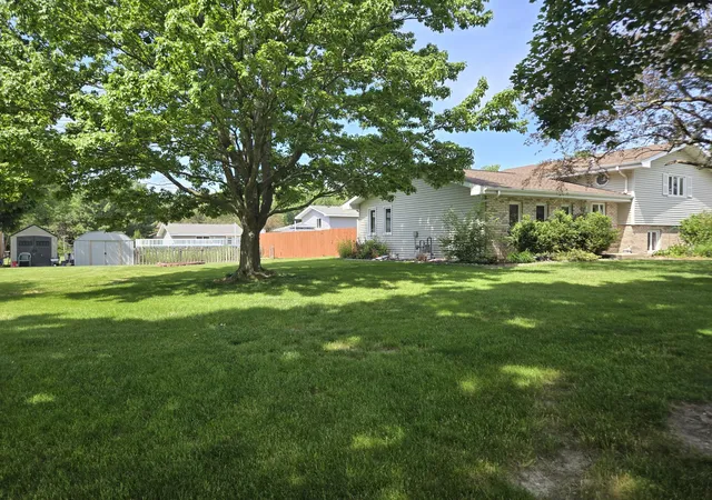 Photo 3 of Single family home for sale at 9134 Schafer Dr, Saint John, IN 46373 | MLS# 840300 | Listing updated on 2026-07-02