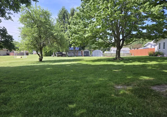 Photo 4 of Single family home for sale at 9134 Schafer Dr, Saint John, IN 46373 | MLS# 840300 | Listing updated on 2026-07-02