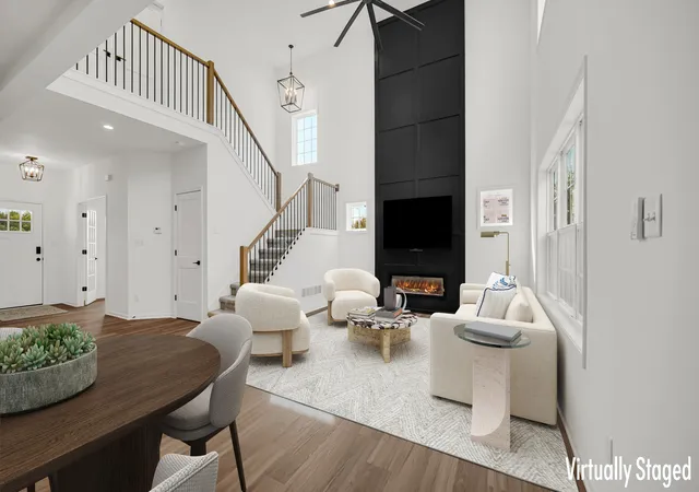 2nd image of 43 Levanno Dr, Crown Point, IN 46307 | MLS# 840407