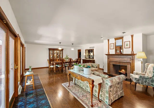 3rd image of 130 Woodland Hickory Ct, Valparaiso, IN 46385 | MLS# 840406