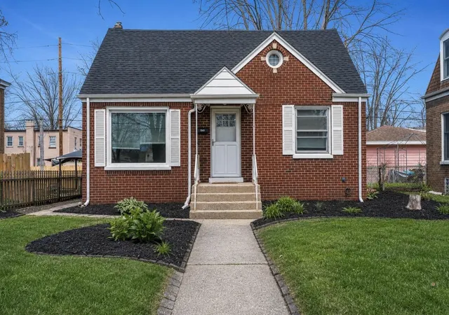 1st image of 8215 Hohman Ave, Munster, IN 46321 | MLS# 840323