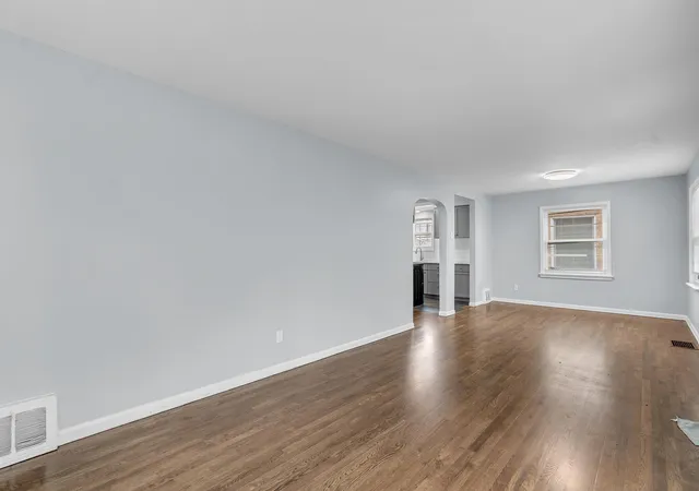 3rd image of 8215 Hohman Ave, Munster, IN 46321 | MLS# 840323