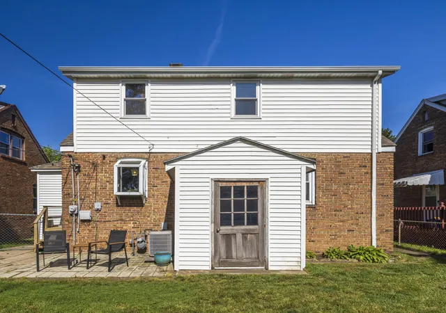 4th image of 6828 Schneider Ave, Hammond, IN 46323 | MLS# 840456