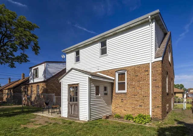 5th image of 6828 Schneider Ave, Hammond, IN 46323 | MLS# 840456