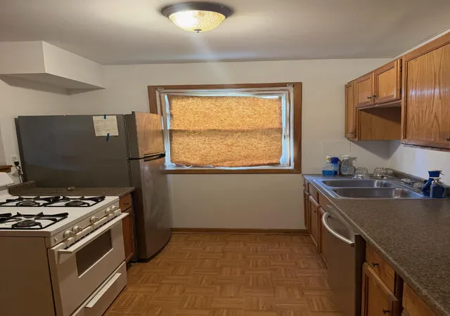 2nd image of 227 N Delaware St, Hobart, IN 46342 | MLS# 840315