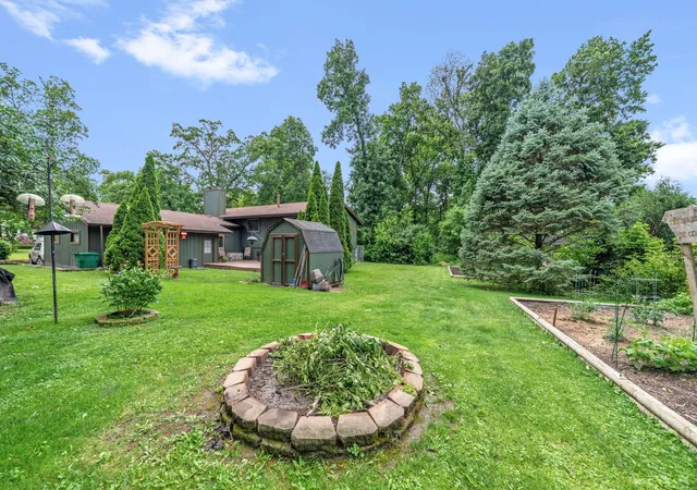 18th image of 2337 Four Seasons Pkwy, Crown Point, IN 46307 | MLS# 841120