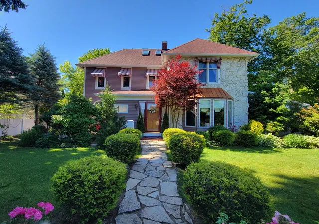 1st image of 702 Indiana Ave, Valparaiso, IN 46383 | MLS# 840515