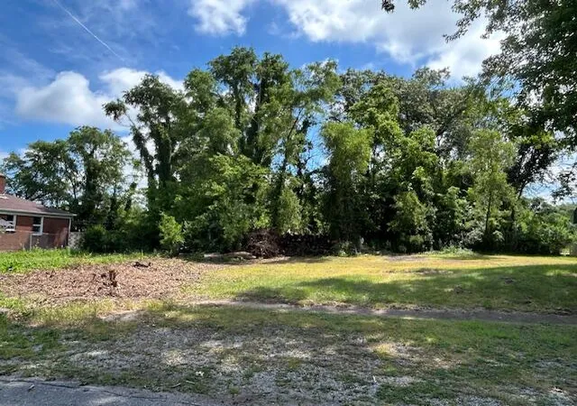 4th image of 1109-1119 Oklahoma St, Gary, IN 46403 | MLS# 840377