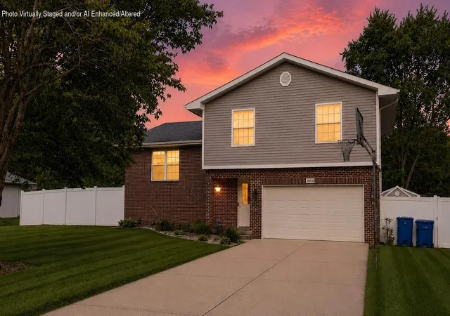 2nd image of 1604 Hickory St Sw, De Motte, IN 46310 | MLS# 840493