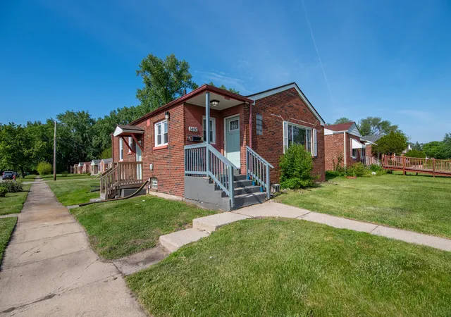 Photo 3 of Single family home for sale at 1450 W 35th Avenue, Gary, IN 46408 | MLS# 840401 | Listing updated on 2026-07-24