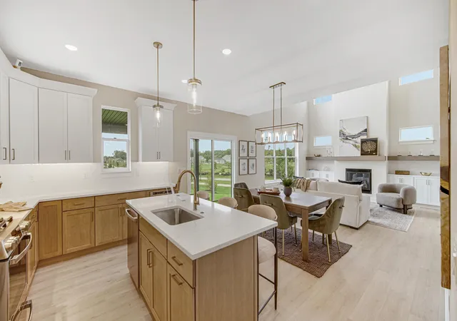 4th image of 3105 Whispering Brook Ln, Valparaiso, IN 46385 | MLS# 840495