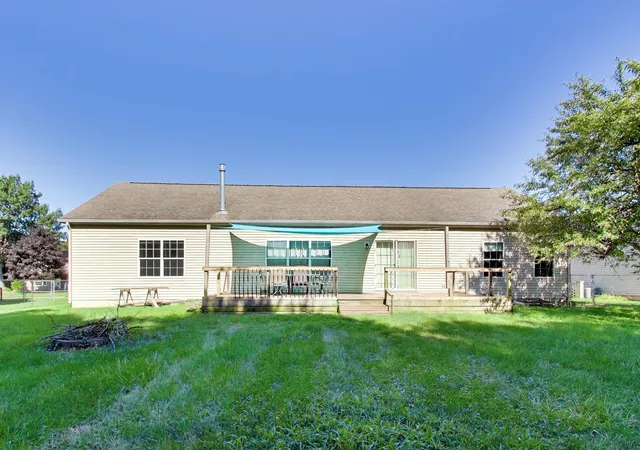 35th image of 852 Springdale Dr, Hobart, IN 46342 | MLS# 843242