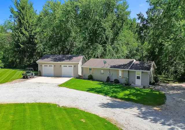 Homes for sale in Wheatfield, IN | 171 E State Road 10, Wheatfield, IN 46392 | MLS# 840718