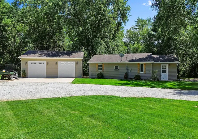 Homes for sale in Wheatfield, IN | 171 E State Road 10, Wheatfield, IN 46392 | MLS# 840718