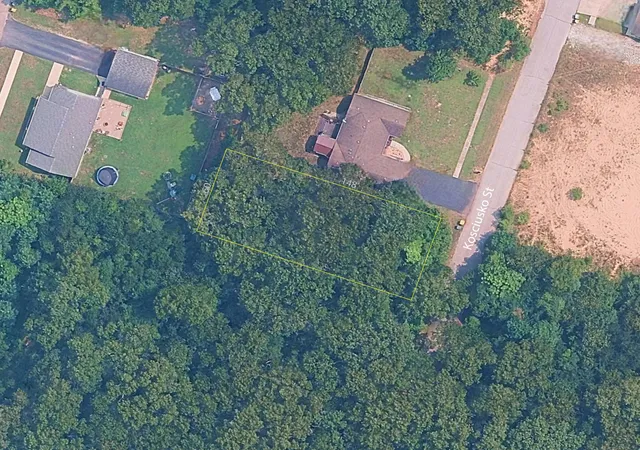 2nd image of 3100 Kosciusko St, Hobart, IN 46342 | MLS# 840418