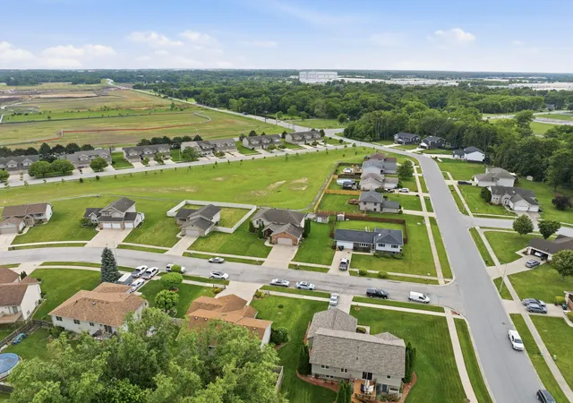 34th image of 3020 Diamond Dr, Hobart, IN 46342 | MLS# 840437