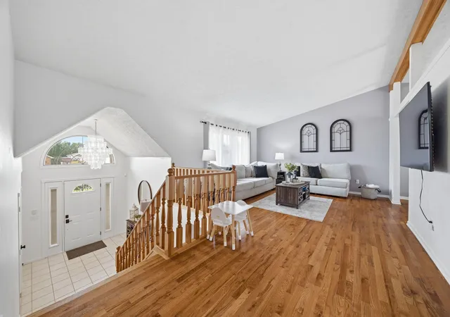3rd image of 3020 Diamond Dr, Hobart, IN 46342 | MLS# 840437
