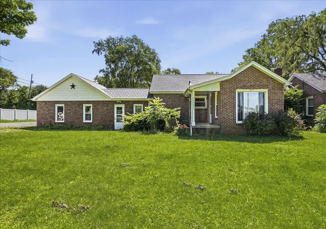 Homes for sale in Cedar Lake, IN | 13131-35 Schneider St, Cedar Lake, IN 46303 | MLS# 841036