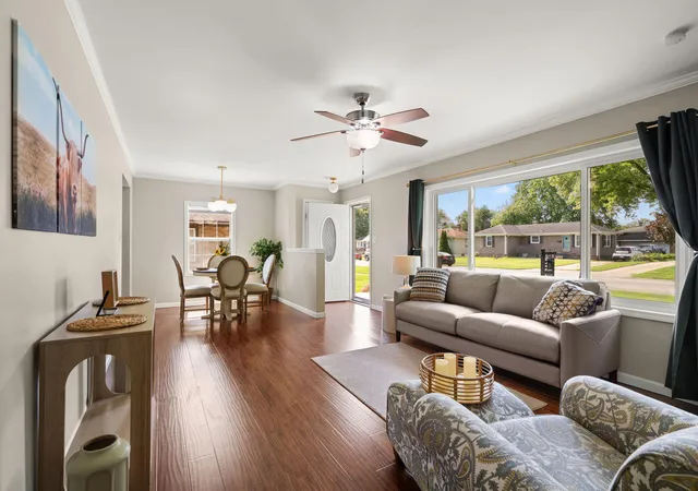 4th image of 3011 Franklin Ave, Highland, IN 46322 | MLS# 840730
