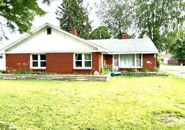 Homes for sale in Rensselaer, IN | 829 W Washington St, Rensselaer, IN 47978 | MLS# 840490