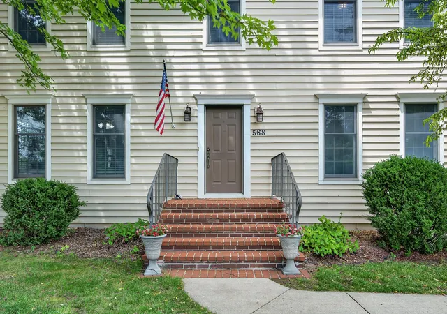 2nd image of 568 Shatz Dr N, Valparaiso, IN 46385 | MLS# 840488