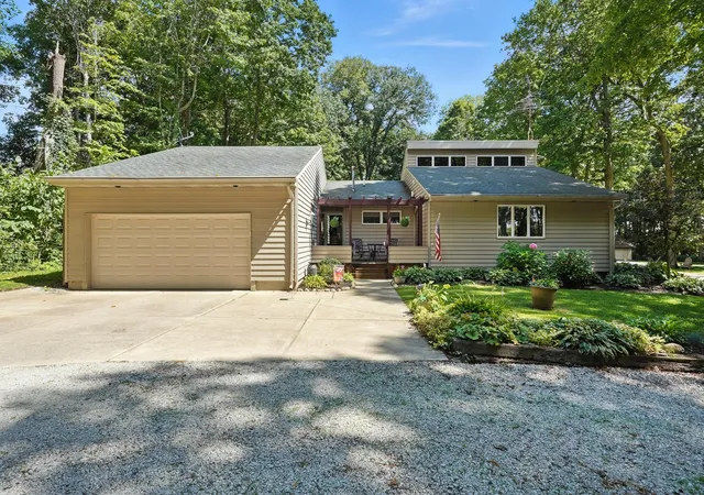 Homes for sale in Westville, IN | 569 N 600 E, Westville, IN 46391 | MLS# 840614