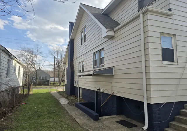 2nd image of 1220 W 41st Ave, Gary, IN 46408 | MLS# 840541