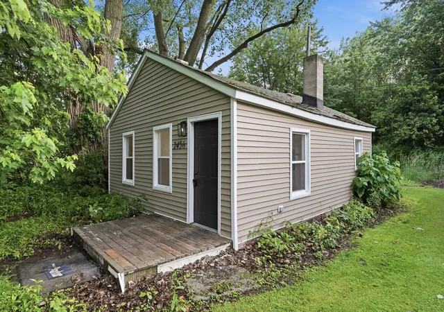 2nd image of 2456 Mount St, Gary, IN 46406 | MLS# 840533