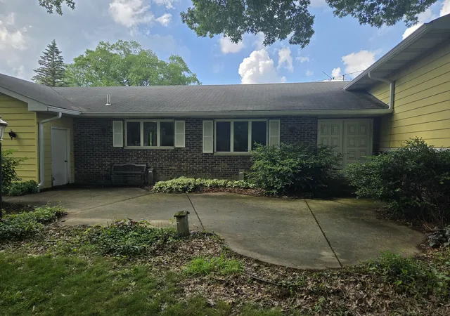 2nd image of 397 E 1300 N, Chesterton, IN 46304 | MLS# 840809