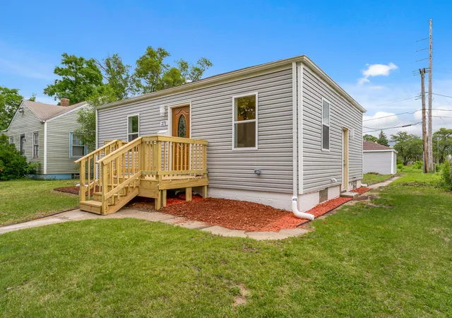 4th image of 271 Lincoln St, Gary, IN 46402 | MLS# 841000