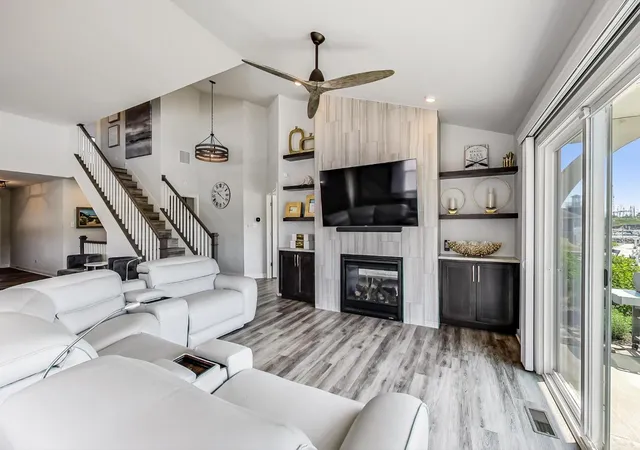 3rd image of 6143 S Dune Harbor Dr, Portage, IN 46368 | MLS# 840514