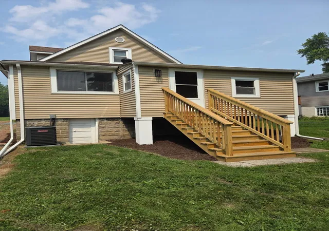 4th image of 302 N West, Crown Point, IN 46307 | MLS# 840627