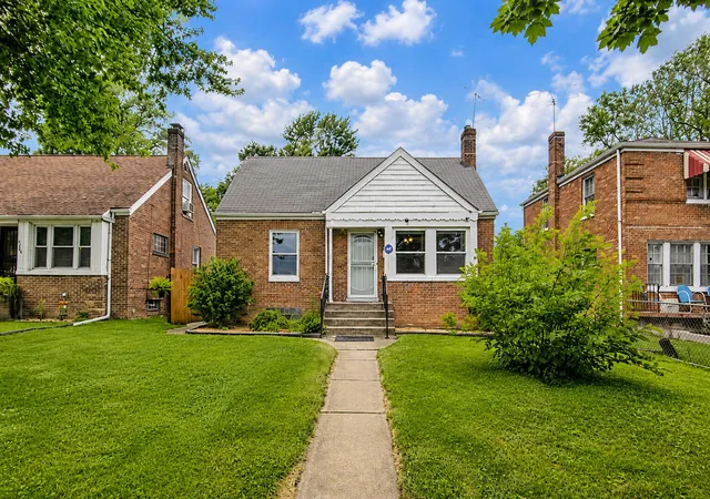 3rd image of 3776 Buchanan St, Gary, IN 46408 | MLS# 840654