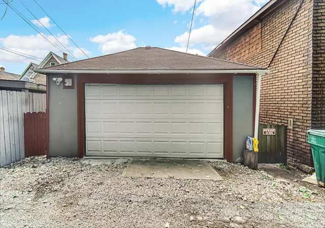 Photo 34 of Single family home for sale at 1421 Roberts Ave, Whiting, IN 46394 | MLS# 840592 | Listing updated on 2026-09-07
