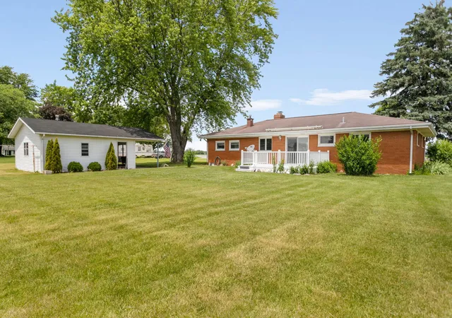 2nd image of 30916 Us Hwy 20, New Carlisle, IN 46552 | MLS# 840572
