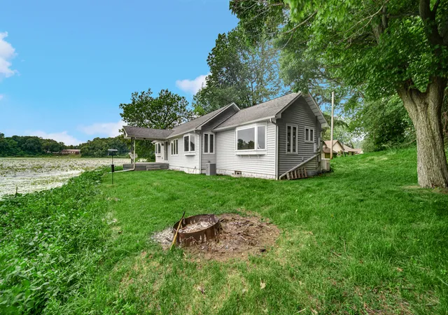 2nd image of 1556 W Severs Rd, La Porte, IN 46350 | MLS# 840580