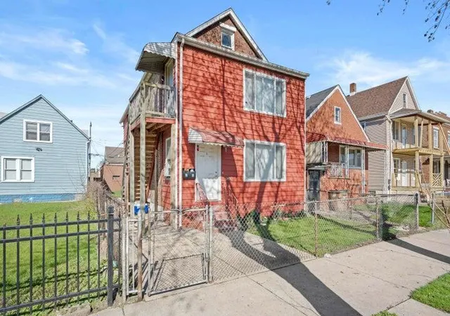 Homes for sale in East Chicago, IN | 3936 Pulaski St, East Chicago, IN 46312 | MLS# 840697