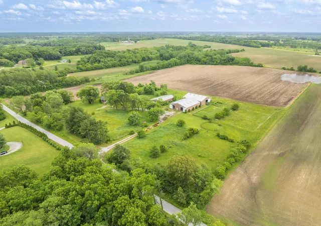 3rd image of 3019 E 129Th Ave, Crown Point, IN 46307 | MLS# 840585