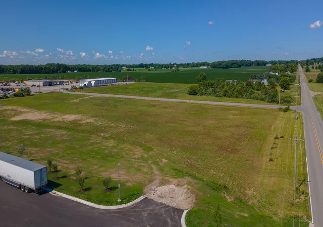 1st image of 0 E Division Rd, Valparaiso, IN 46383 | MLS# 840676