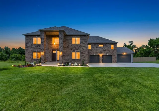 2nd image of 278 N 755 W, Hobart, IN 46342 | MLS# 841164