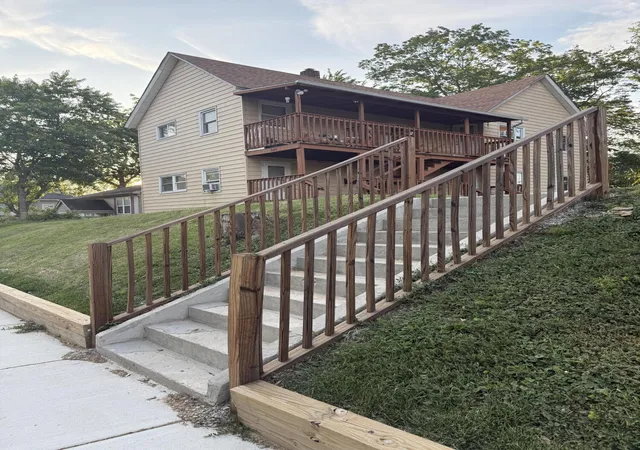 2nd image of 509 Union St, Valparaiso, IN 46383 | MLS# 840682