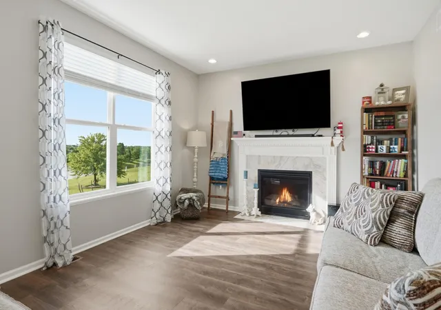 Photo 3 of Sale Pending at 10332 Adler Cvs, Saint John, IN 46373 | MLS# 840648 | Listing updated on 2026-08-21