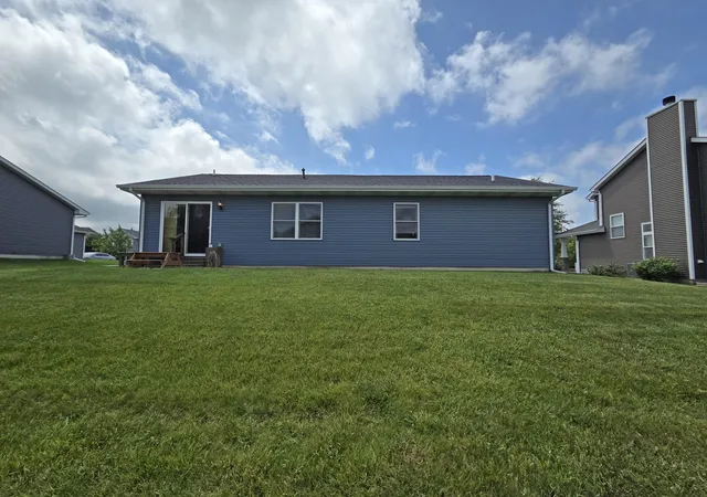 Homes for sale in Cedar Lake, IN | 10022 W 128Th Ln, Cedar Lake, IN 46303 | MLS# 840671